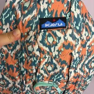 Kavu | Bags | Kavu Nwot Sling Backpack Rope Padded  display picture 1